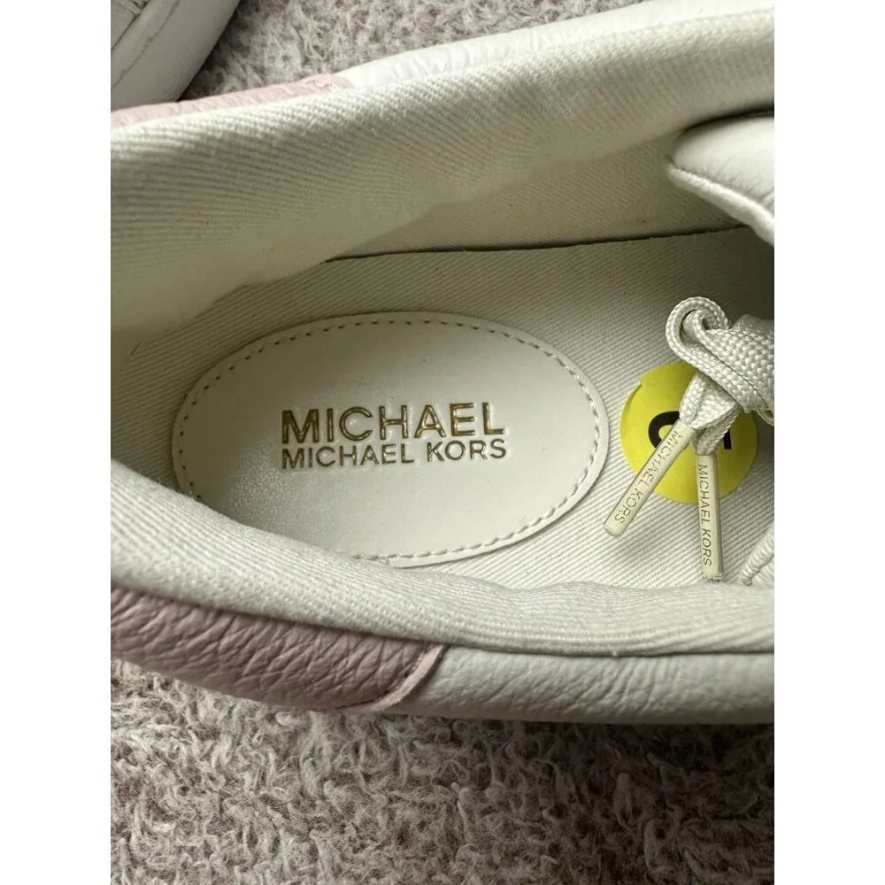 Michael Kors see pictures